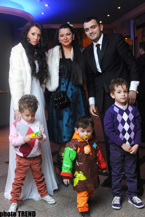 Искрометная певица Айгюн Кязымова и веселый шоу-бомонд на празднике Фадала Баззи (фотосессия)