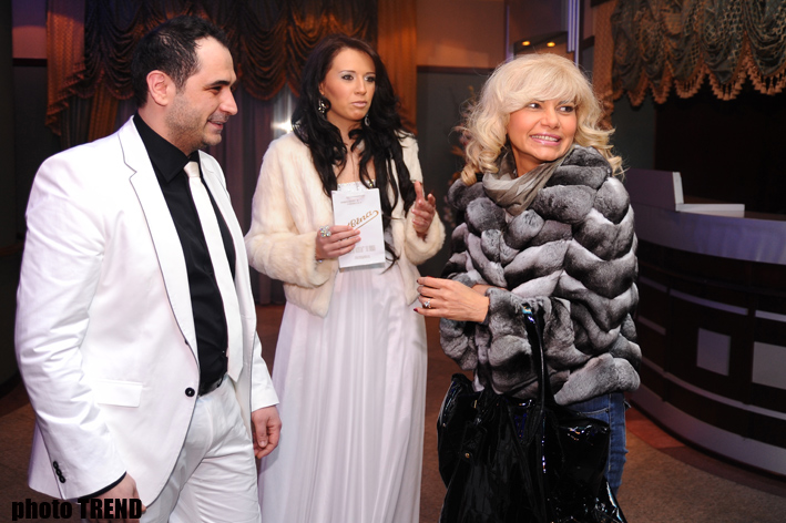 Искрометная певица Айгюн Кязымова и веселый шоу-бомонд на празднике Фадала Баззи (фотосессия)