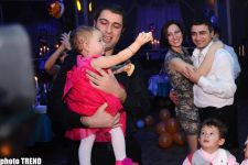 Искрометная певица Айгюн Кязымова и веселый шоу-бомонд на празднике Фадала Баззи (фотосессия)