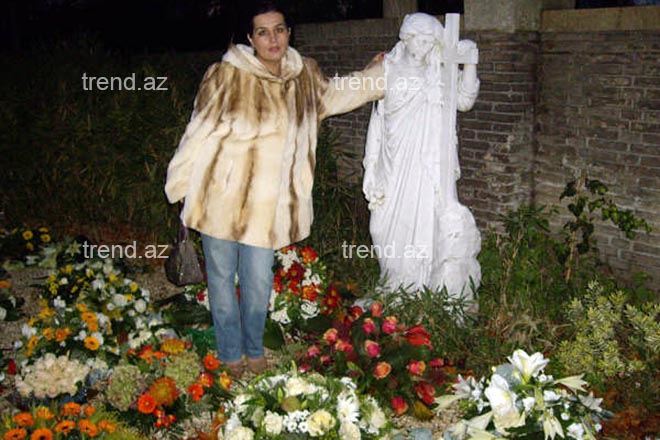 Ходжалинская трагедия – 18. 
Слезы Эльзы Сейиджахан смешались с каплями дождя (фотосессия)