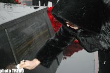 Ходжалинская трагедия – 18. 
Слезы Эльзы Сейиджахан смешались с каплями дождя (фотосессия)