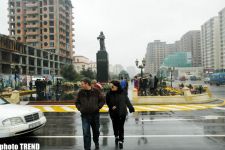 Ходжалинская трагедия – 18. 
Слезы Эльзы Сейиджахан смешались с каплями дождя (фотосессия)