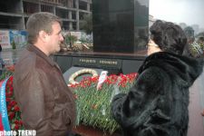 Ходжалинская трагедия – 18. 
Слезы Эльзы Сейиджахан смешались с каплями дождя (фотосессия)