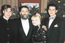 Михаил Шуфутинский ушел от жены