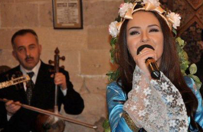 Певица Айсель Теймурзаде в образе Бахар гызы (фотосессия)