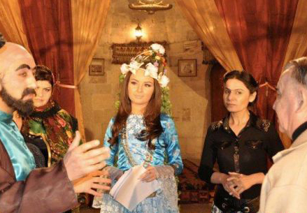 Певица Айсель Теймурзаде в образе Бахар гызы (фотосессия)