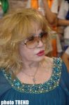 Народная артистка Азербайджана Ниса Гасымова побраталась в Новруз с джином (фотосессия)