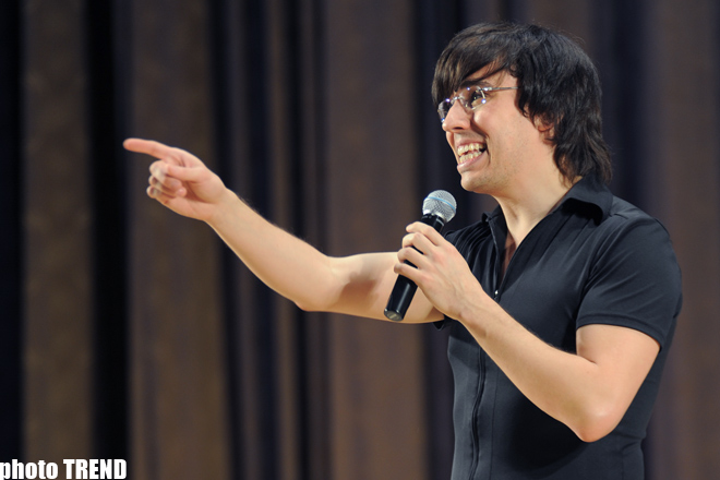 Дежавю суперзвезды российской эстрады в Баку (ФОТО)