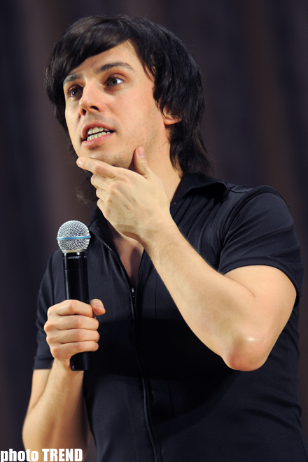 Дежавю суперзвезды российской эстрады в Баку (ФОТО)