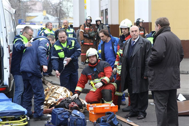 Терракт в московском метро- факты, комментарии, погибшие и пострадавшие ( видео-фотосессия)