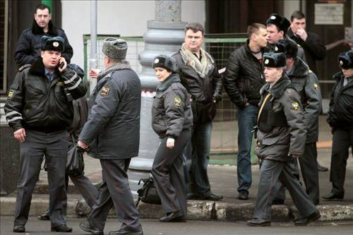 Терракт в московском метро- факты, комментарии, погибшие и пострадавшие ( видео-фотосессия)