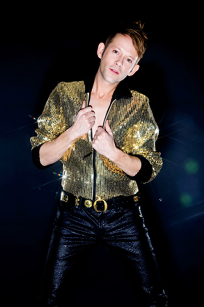 У Сафуры есть все шансы занять достойное место в Осло -  участник "Евровидения-2010" от Швейцарии Михаэль ван дер Хайде (фотосессия)