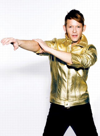 У Сафуры есть все шансы занять достойное место в Осло -  участник "Евровидения-2010" от Швейцарии Михаэль ван дер Хайде (фотосессия)