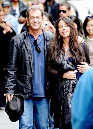 Мел Гибсон расстался с Оксаной Григорьевой