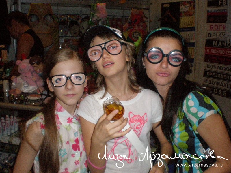 У меня ещё нет мягкой игрушки по имени Баку - российская актриса Лиза Арзамасова (фотосессия)