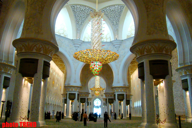 В Азербайджанском Дубае: блеск и нищета эмиратов (фотосессия, часть седьмая, завершающая)