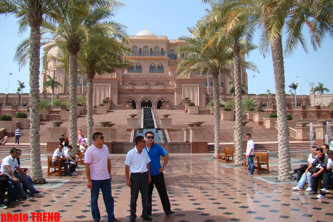 В Азербайджанском Дубае: блеск и нищета эмиратов (фотосессия, часть седьмая, завершающая)