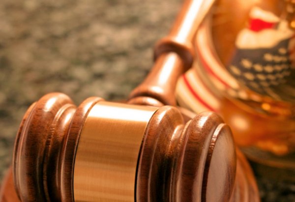 Гражданка Азербайджана, обвиняемая в США по экспортному делу, оставлена под стражей