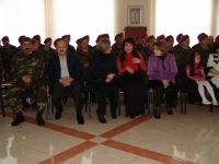 Солдаты в слезах! Народная артистка Азербайджана Назпери Досталиева попала под дождь цветов (фотосессия)