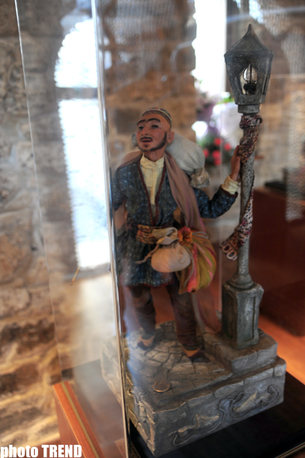 В Древней части Баку Ичери Шехер открылся "Сад Искусств" (фотосессия)