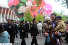 Праздник цветов в Баку (фотосессия)