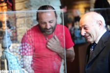 В Древней части Баку Ичери Шехер открылся "Сад Искусств" (фотосессия)