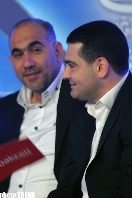 Первая фотосессия азербайджанских "трансформеров" - не на жизнь, а на смерть (фотосессия)