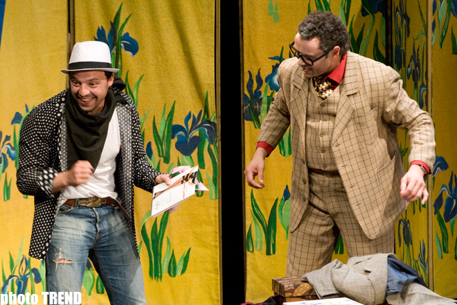 "Знойный" дебют Анфисы Чеховой в Баку (фотосессия)