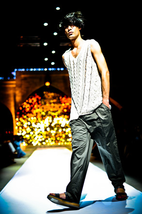 KENZO представил в Баку весенне-летнюю коллекцию известного дизайнера Antonio Marras (фотосессия)