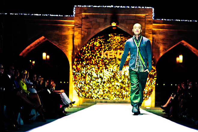 KENZO представил в Баку весенне-летнюю коллекцию известного дизайнера Antonio Marras (фотосессия)