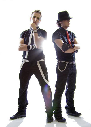 Баку – специфический город с горячей публикой – румынская группа Morandi (фотосессия)