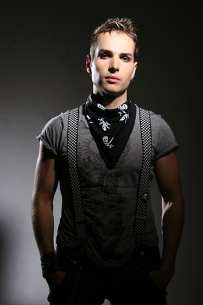 Баку – специфический город с горячей публикой – румынская группа Morandi (фотосессия)