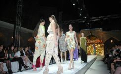 KENZO представил в Баку весенне-летнюю коллекцию известного дизайнера Antonio Marras (фотосессия)