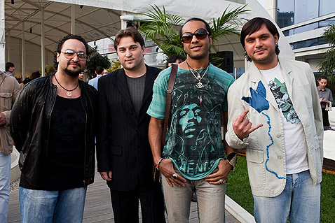 Сафура Ализаде среди российских шоу-звезд (фотосессия)