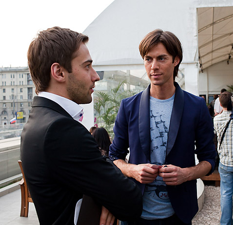 Сафура Ализаде среди российских шоу-звезд (фотосессия)