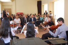 Встреча известного азербайджанского тариста накануне юбилея Узеира Гаджибейли