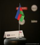 Сафура в черном и парень с голым торсом ( видео-фотосессия)