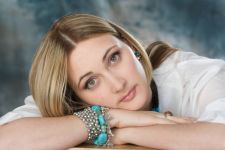 В одной из моих песен звучит голос азербайджанского певца Фуада Бикбаева – российская певица Ульяна Каракоз