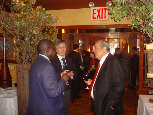 В США презентована открытка с видами Баку и Азербайджана