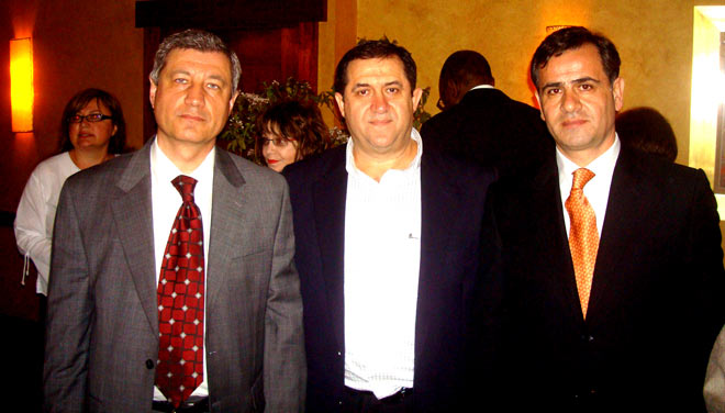 В США презентована открытка с видами Баку и Азербайджана