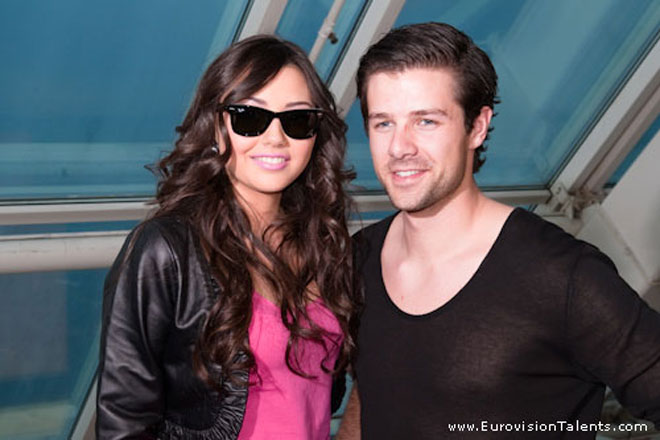 Сафура Ализаде и норвежский конкурсант за чашкой чая (фотосессия)