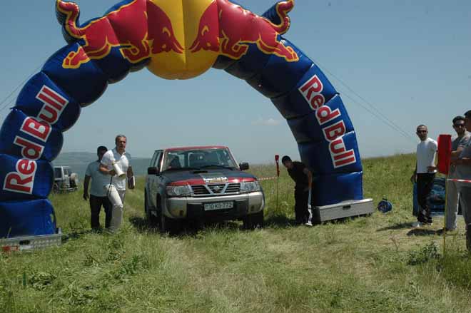 Экстрим! Путешествие по бездорожью и без дорог в Азербайджане (фотосессия)