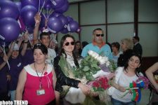 Сафура вернулась в Баку: "Если бы голосование проходило предельно честно, мы должны были бы занять первое место" (фотосессия)