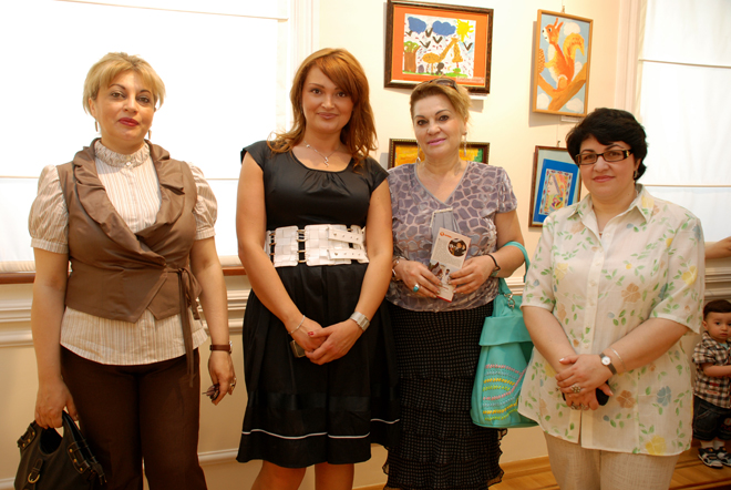 В Баку открылась "Планета счастья" (фотосессия)