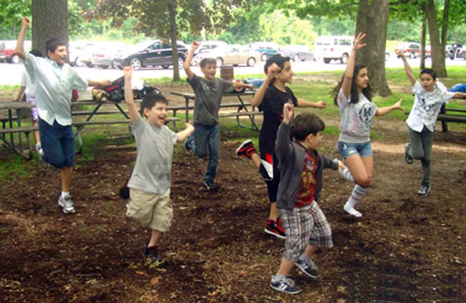 Подарок детей из Ассоциации азербайджанцев Нью-Йорка ко Дню республики (фотосессия)