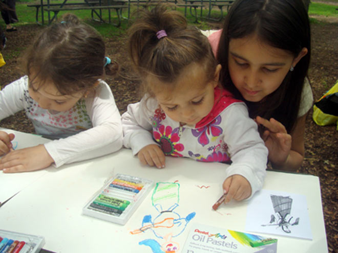 Подарок детей из Ассоциации азербайджанцев Нью-Йорка ко Дню республики (фотосессия)