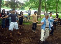 Подарок детей из Ассоциации азербайджанцев Нью-Йорка ко Дню республики (фотосессия)