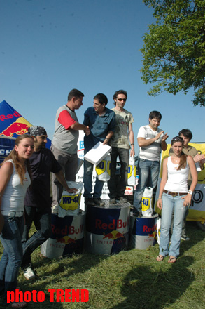 Red Bull там, куда еще не ступало колесо автомобильное (фотосессия)