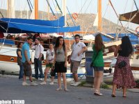 Путешествие Аян Бабакишиевой в столицу турецкого "лазурного побережья" Бодрум (фотосессия)