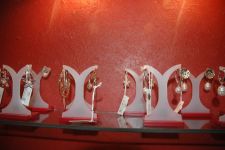 Азербайджанским модницам - золотая классика уступает место элегантности и шику (фотосессия)